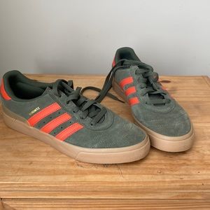 Adidas busenitz